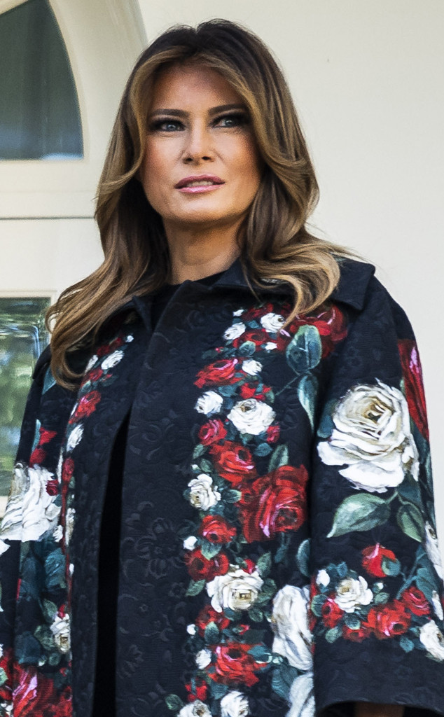 Melania Trump Unveils White House S 2019 Christmas Decorations E Online